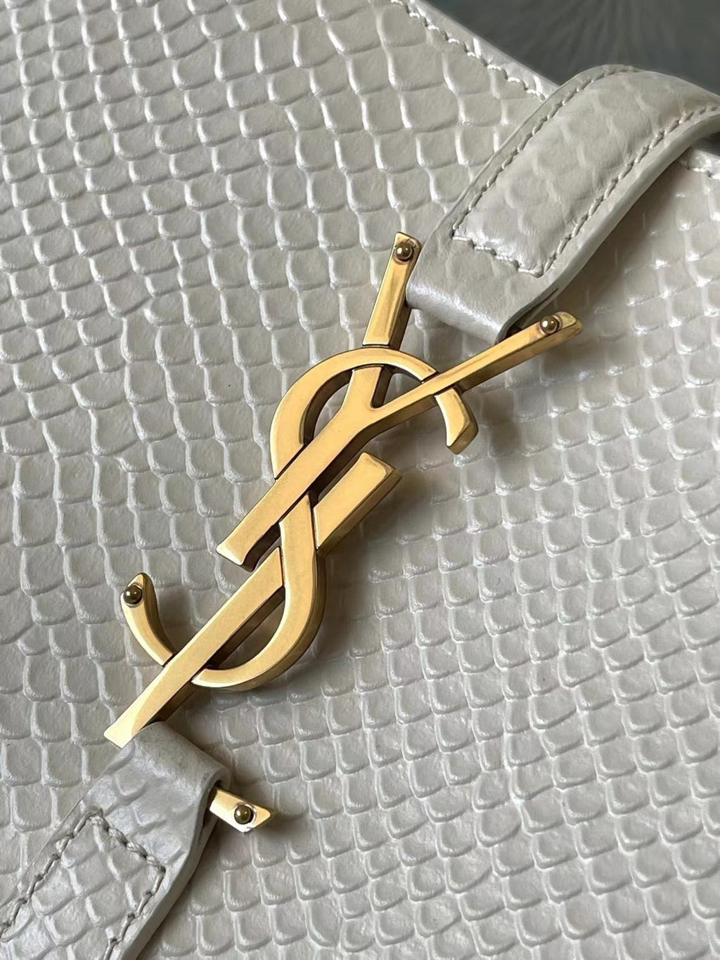 Python Le 5 A 7 Women Bag