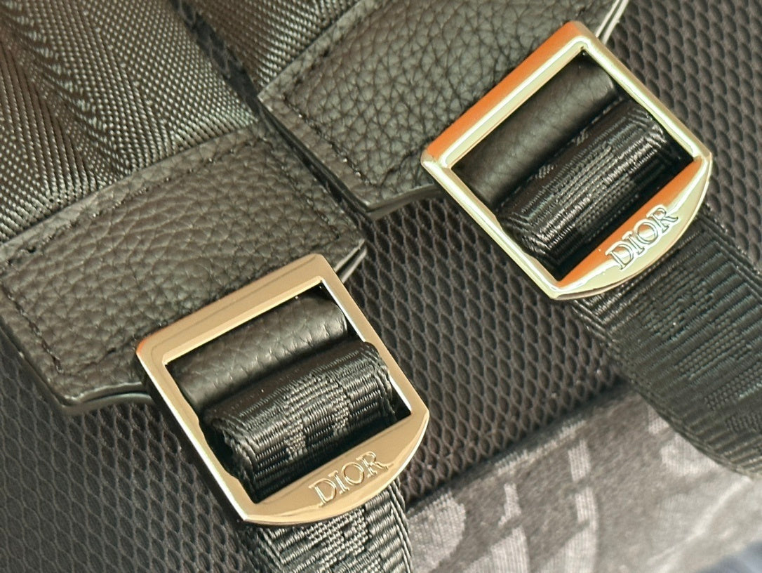 Black Rider Oblique Men Bag