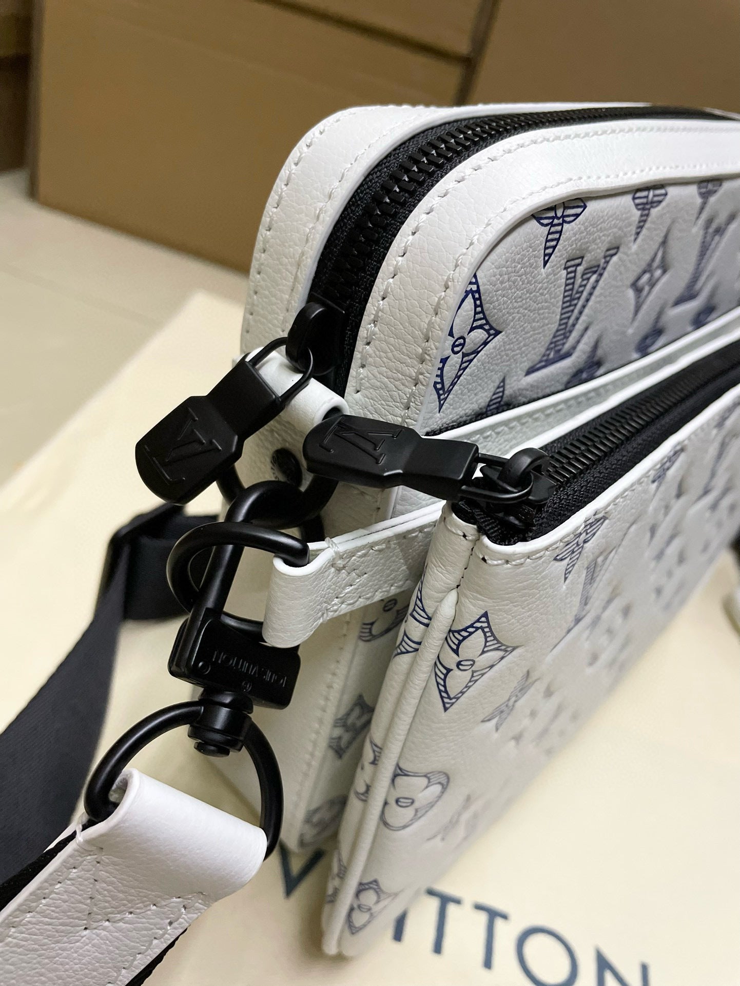 Men Trio Messenger Bag