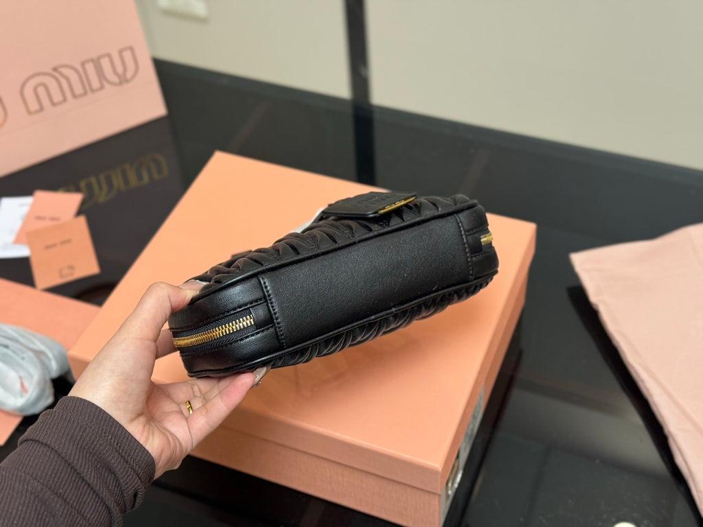 Matelassé Leather Women Bag