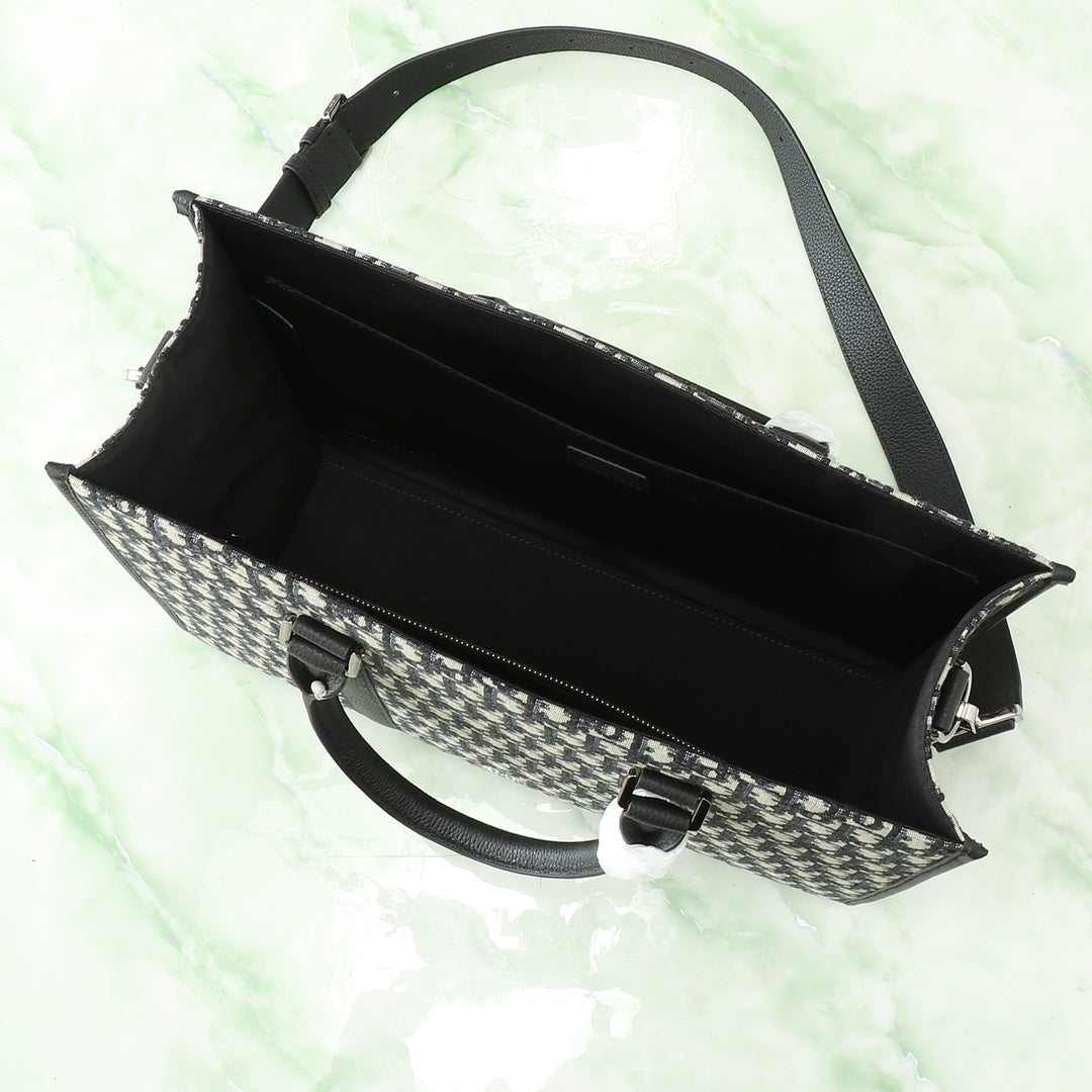 East-West Oblique Jacquard Tote Men Bag