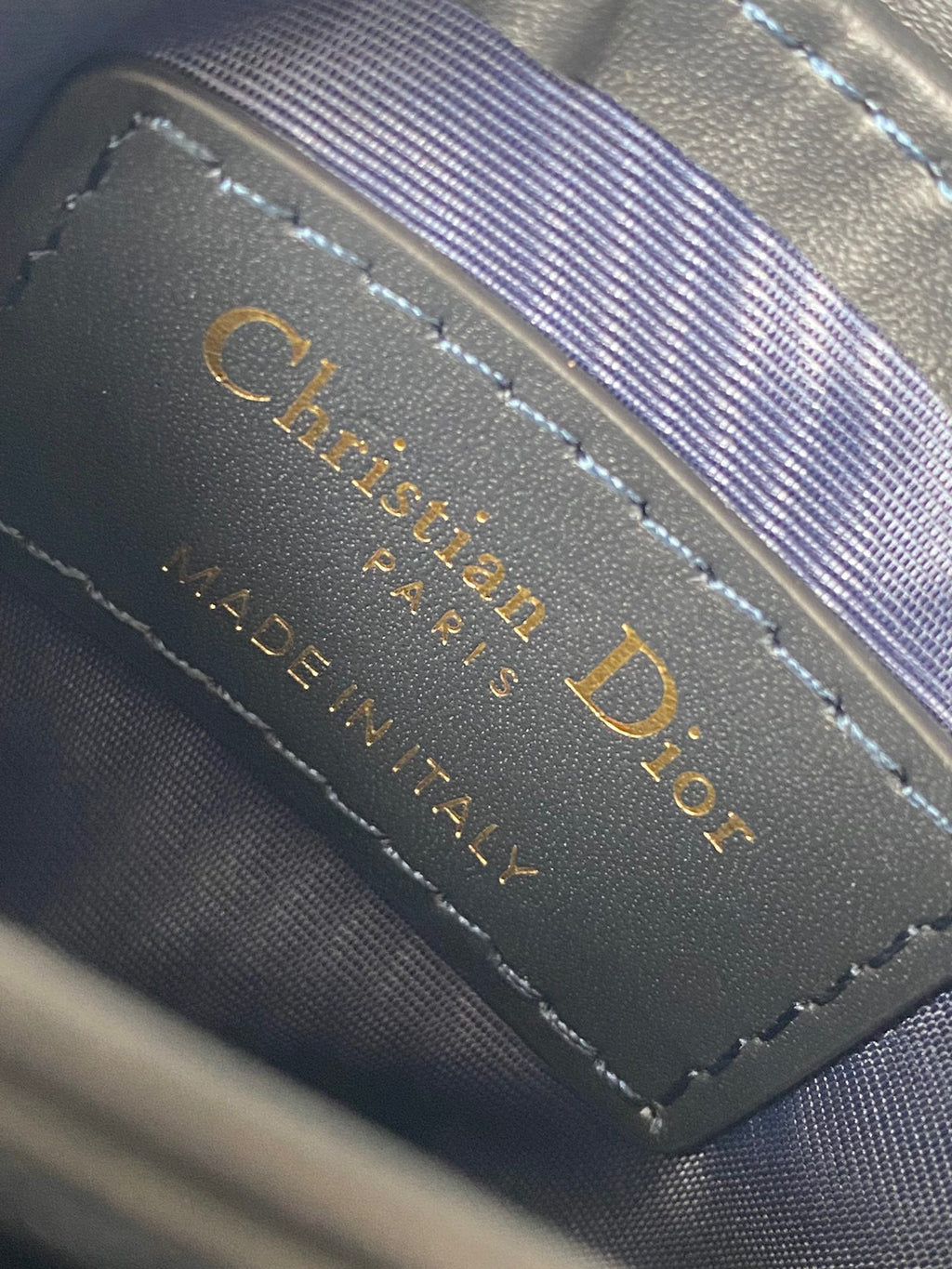 Saddle Women Card Holder