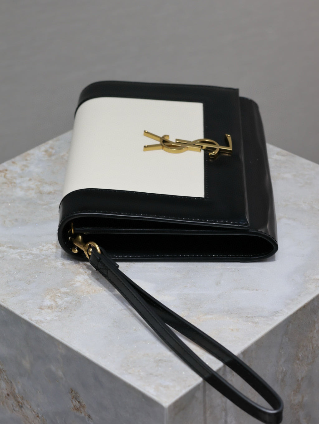 Flap Pouch Women Beg