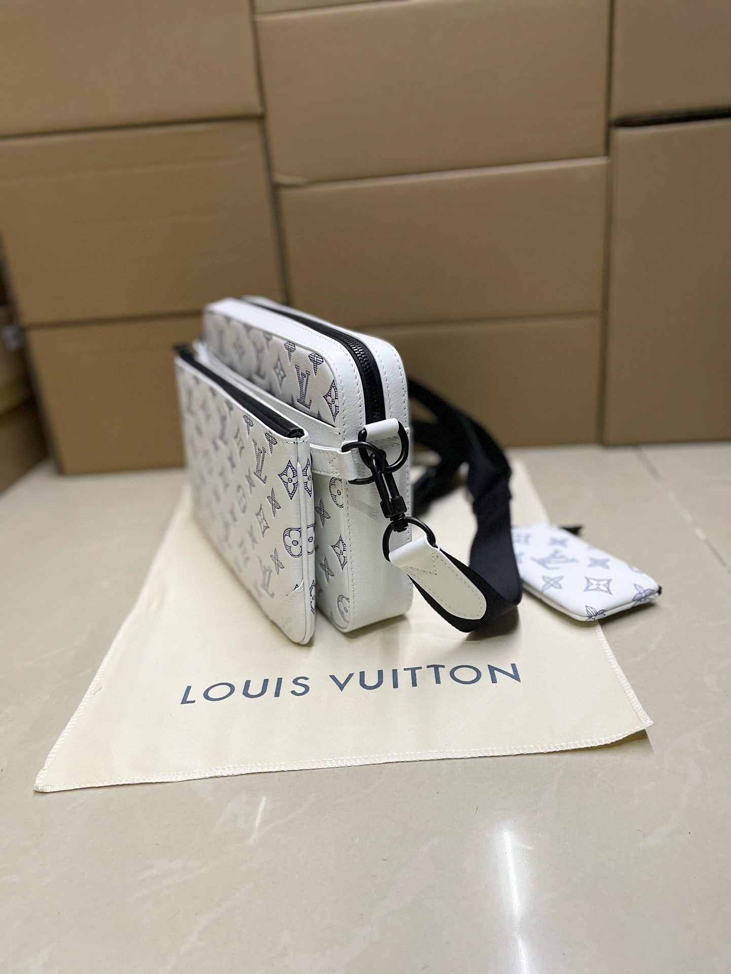 Men Trio Messenger Bag