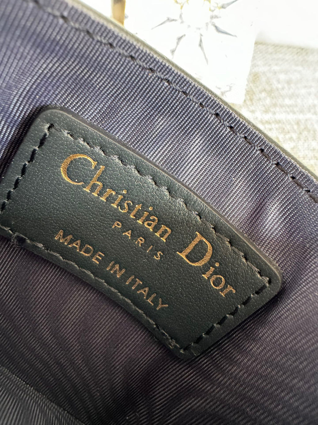 Saddle Women Card Holder