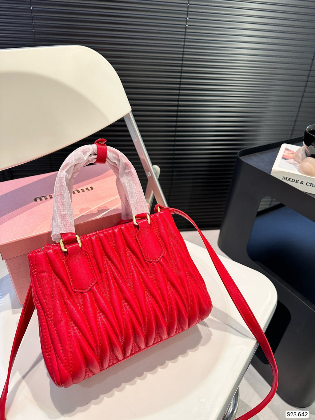 Matelassé Leather Tote Women Bag