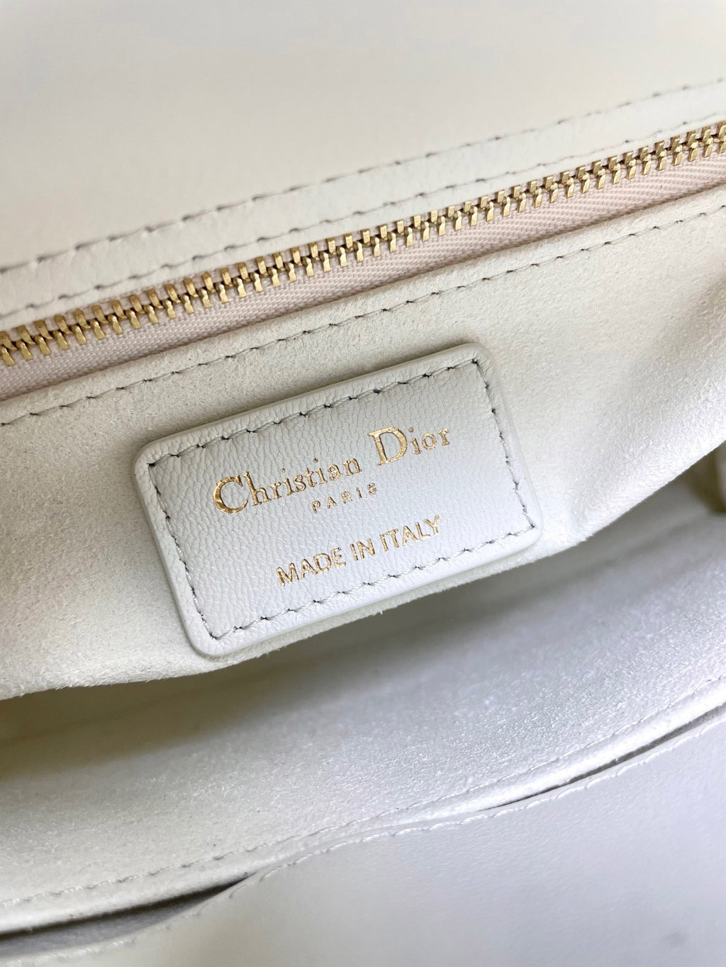 White Lady Women Bag