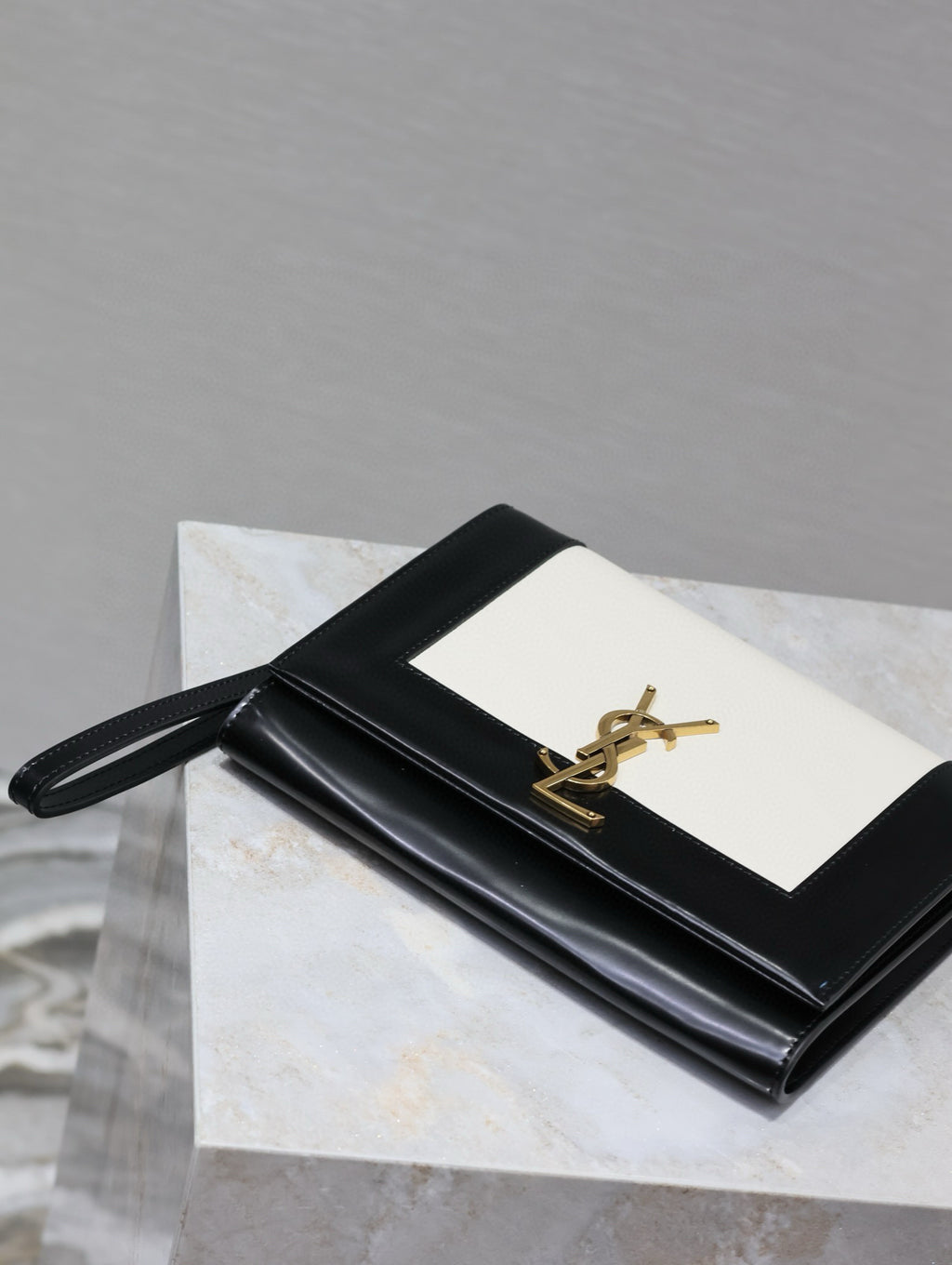 Flap Pouch Women Beg