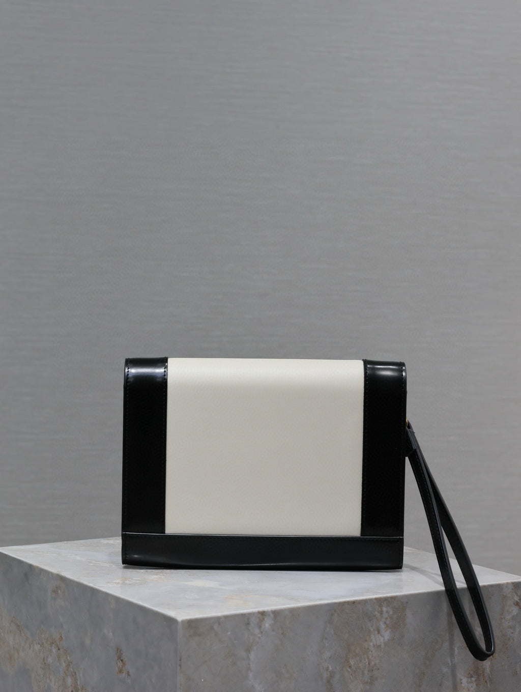 Flap Pouch Women Beg