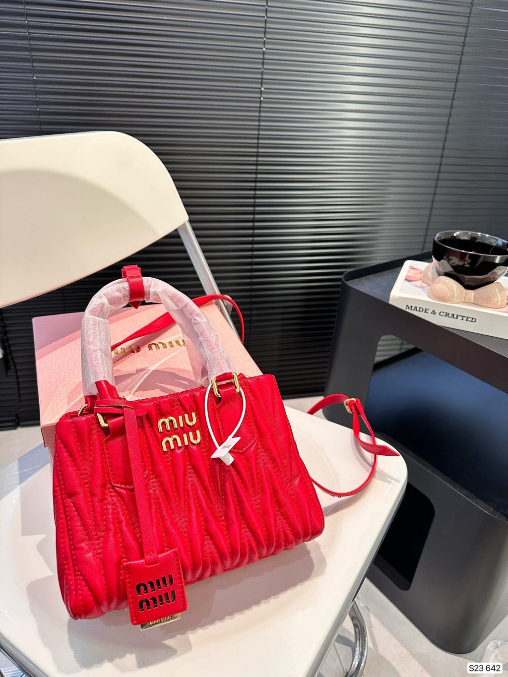 Matelassé Leather Tote Women Bag