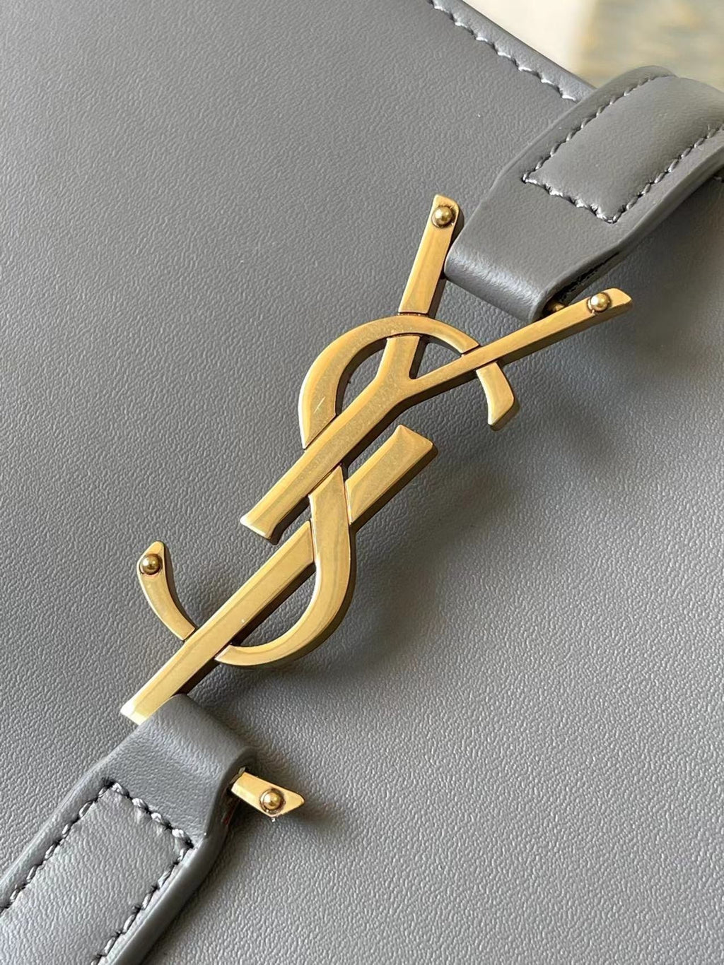 Purple Le 5 A 7 Women Bag