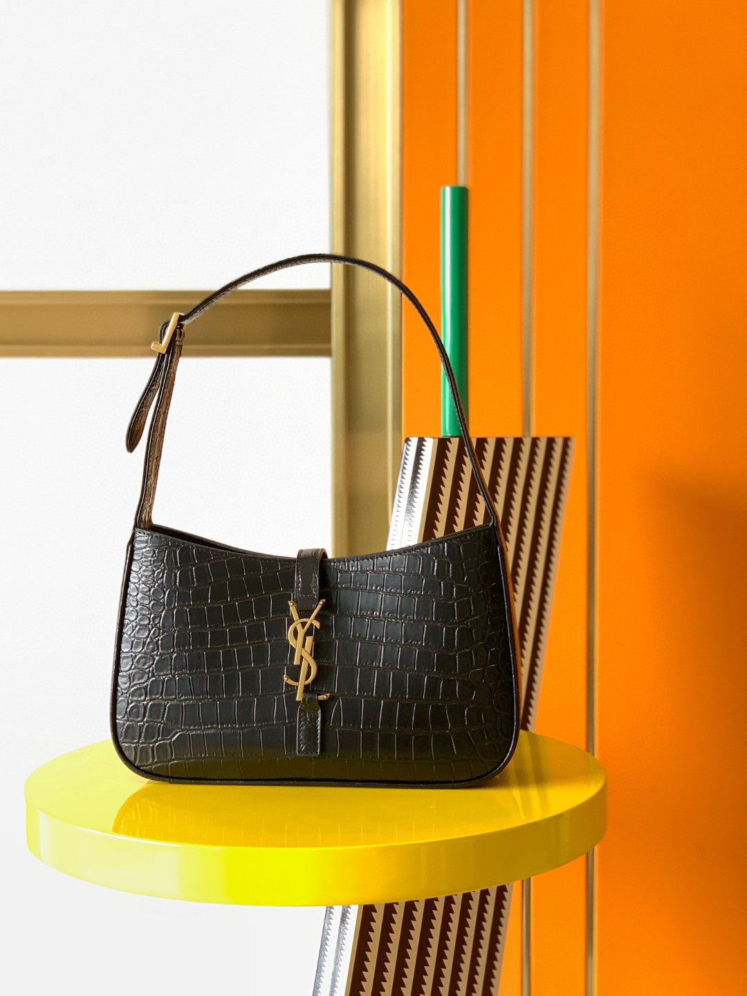 Black Le 5 A 7 Women Bag In Croc-embossed Leather