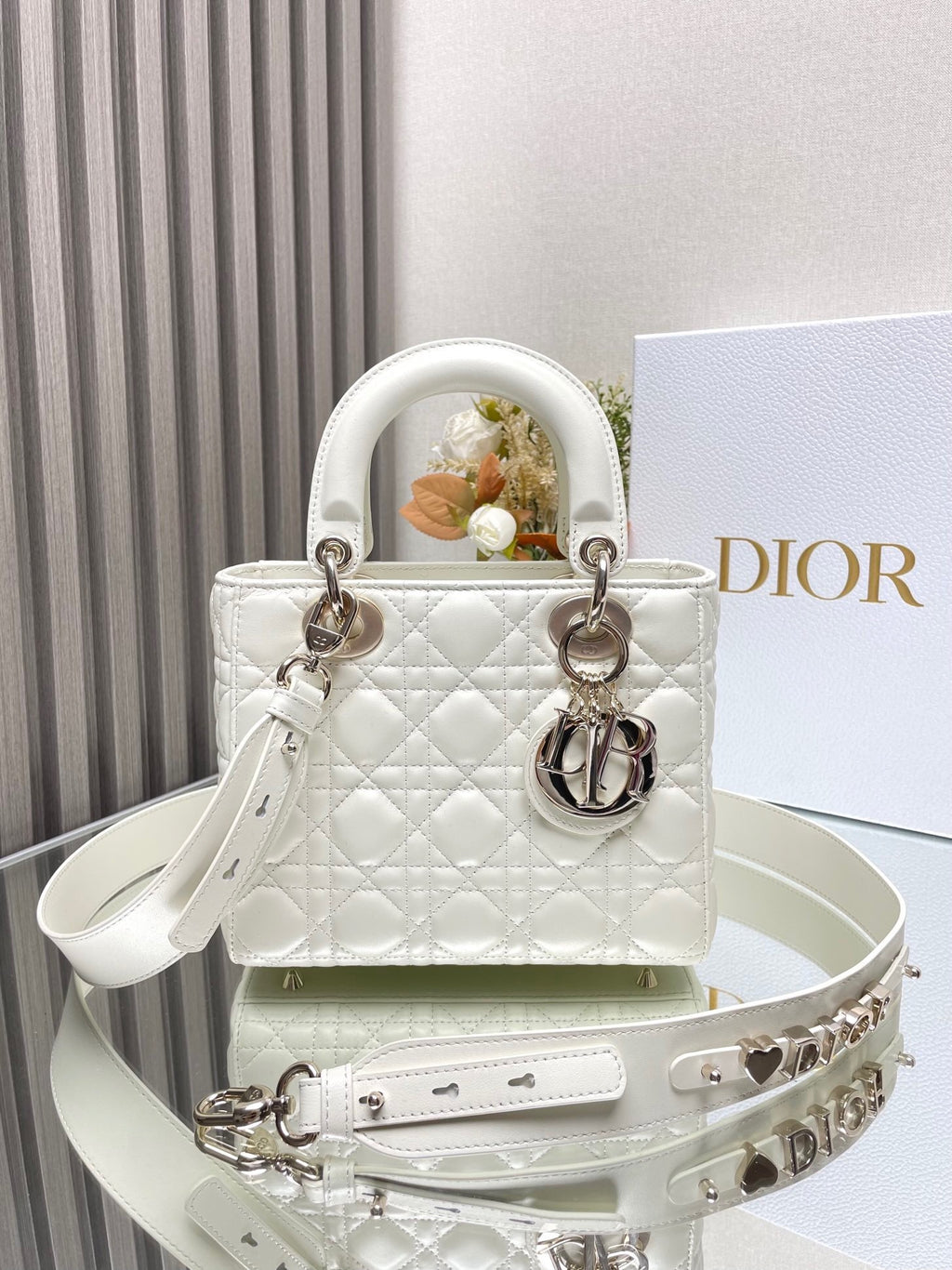 White Lady Women Bag