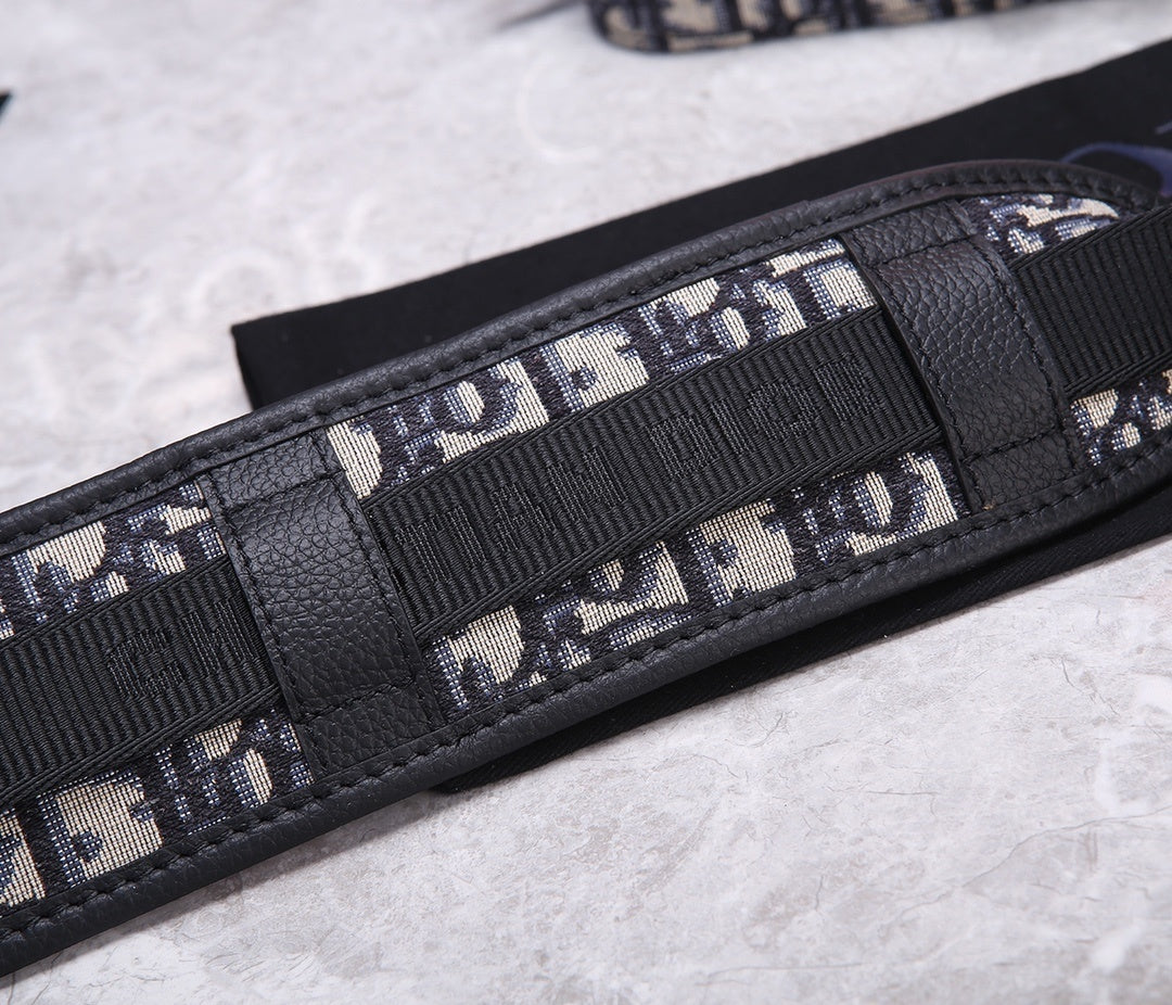 Oblique Jacquard Men Crossbody Bag