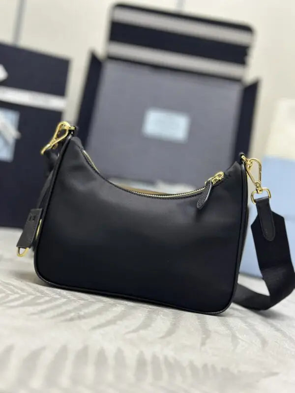 Black Re – Edition Nylon 2005 Women Bag